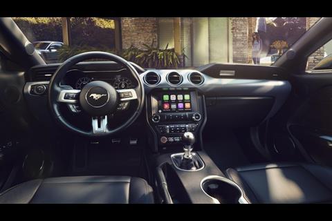 mustang_03